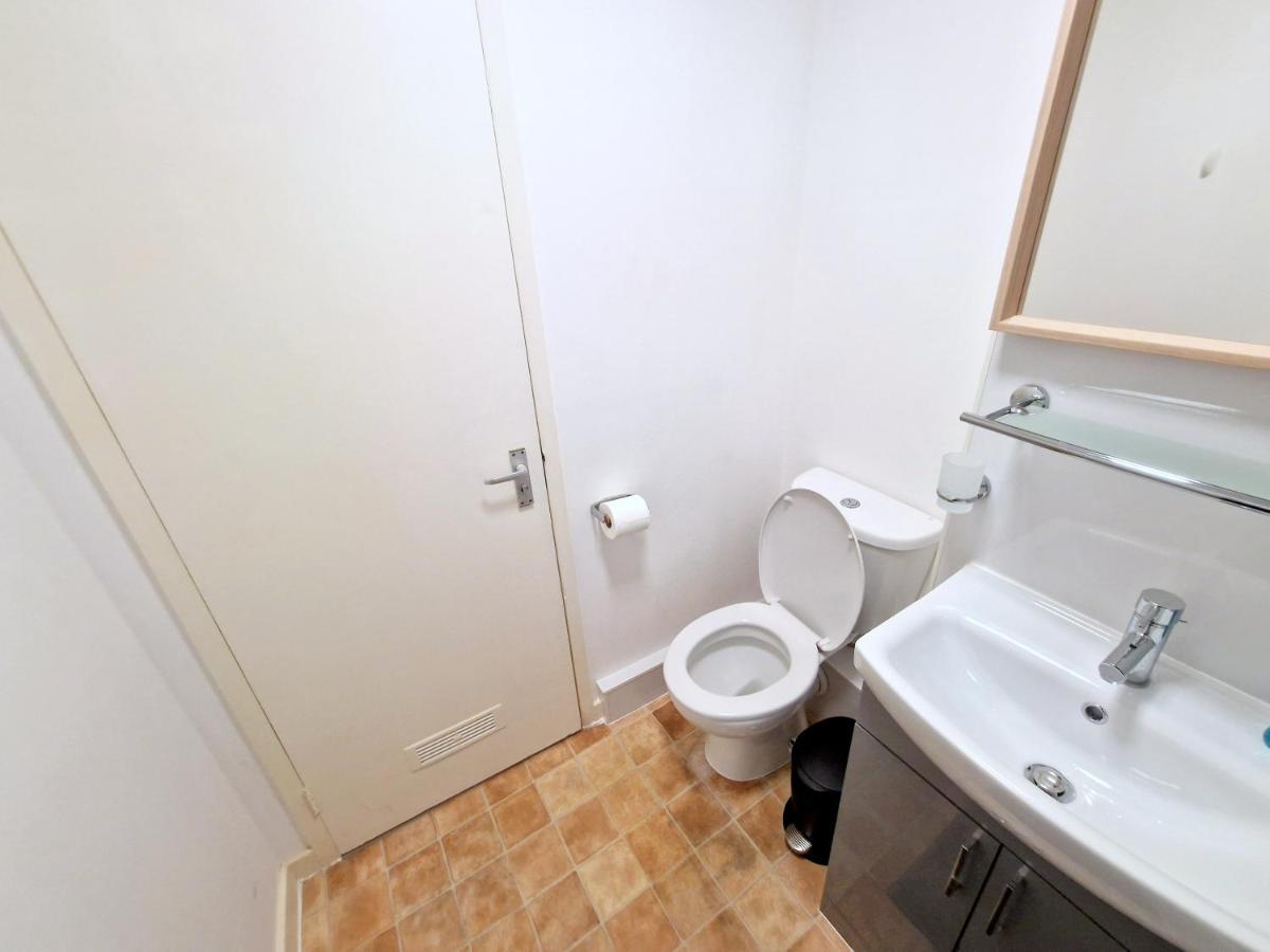 Flat In Battersea, 5 Minutes From Clapham Junction Station Leilighet London Eksteriør bilde