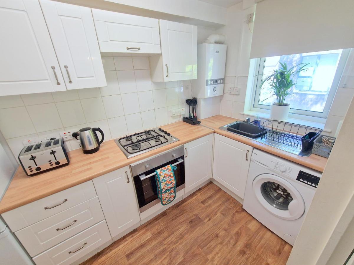 Flat In Battersea, 5 Minutes From Clapham Junction Station Leilighet London Eksteriør bilde